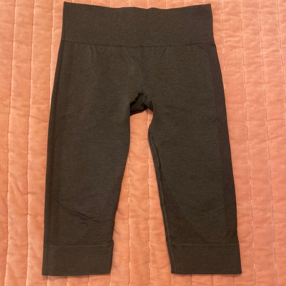 Lululemon Cropped Leggings